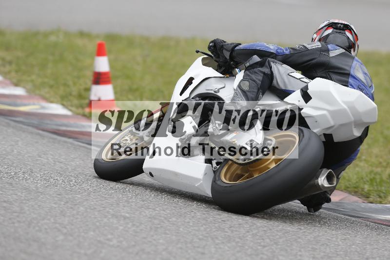 /Archiv-2024/13 22.04.2024 Plüss Moto Sport ADR/Freies Fahren/45